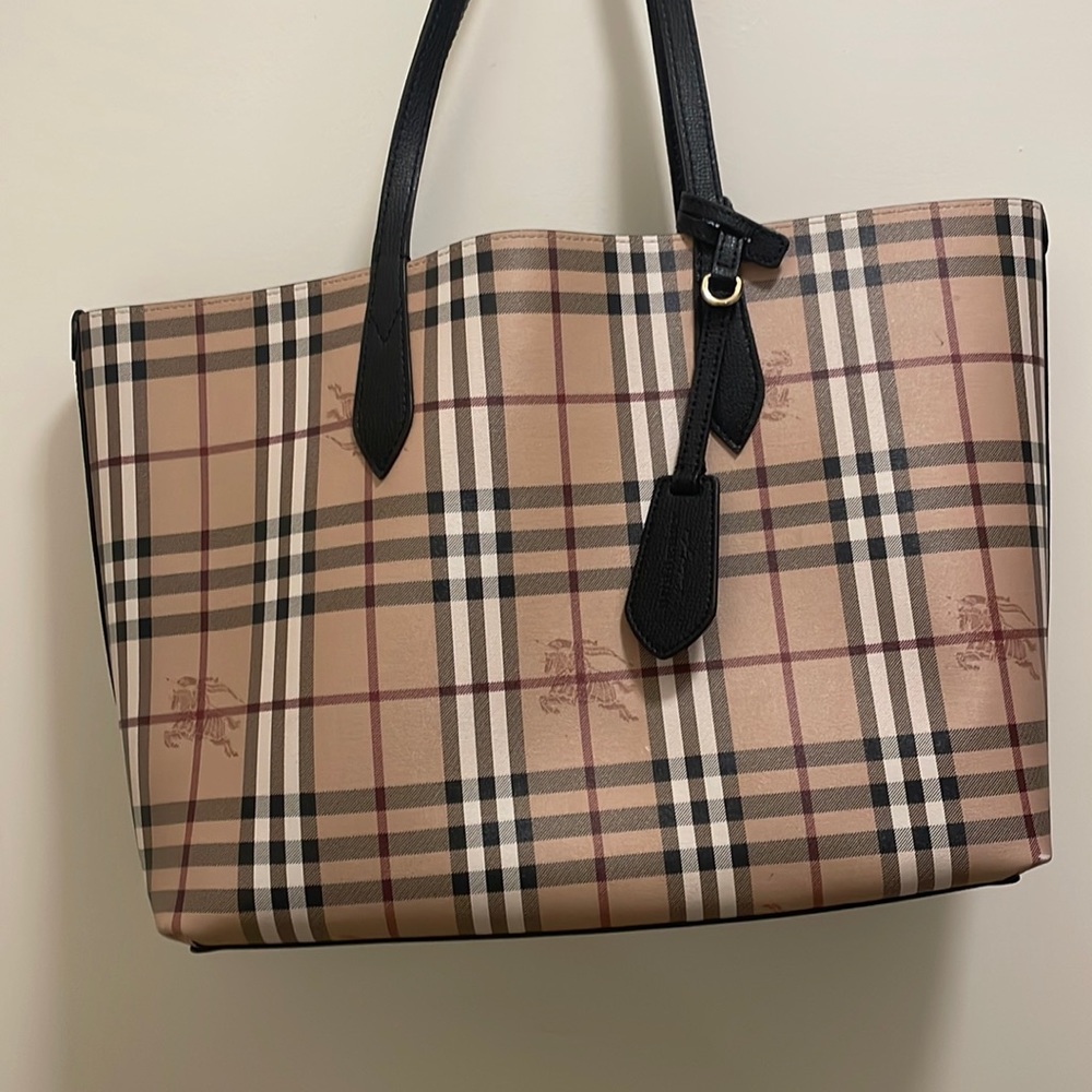 BURBERRY TOTE BAG